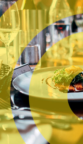 Visuel illustrant une formation en hotellerie-restauration